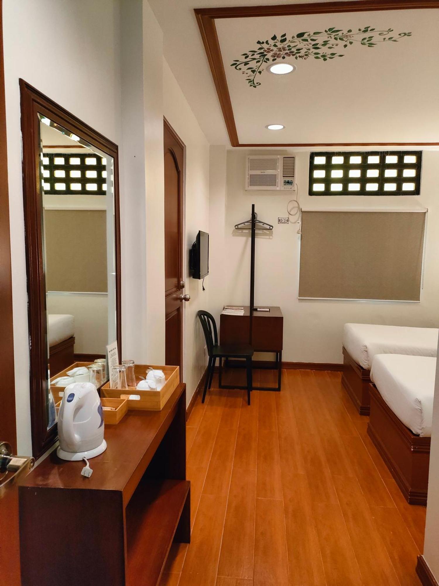 Lavie Hotel Vigan Extérieur photo