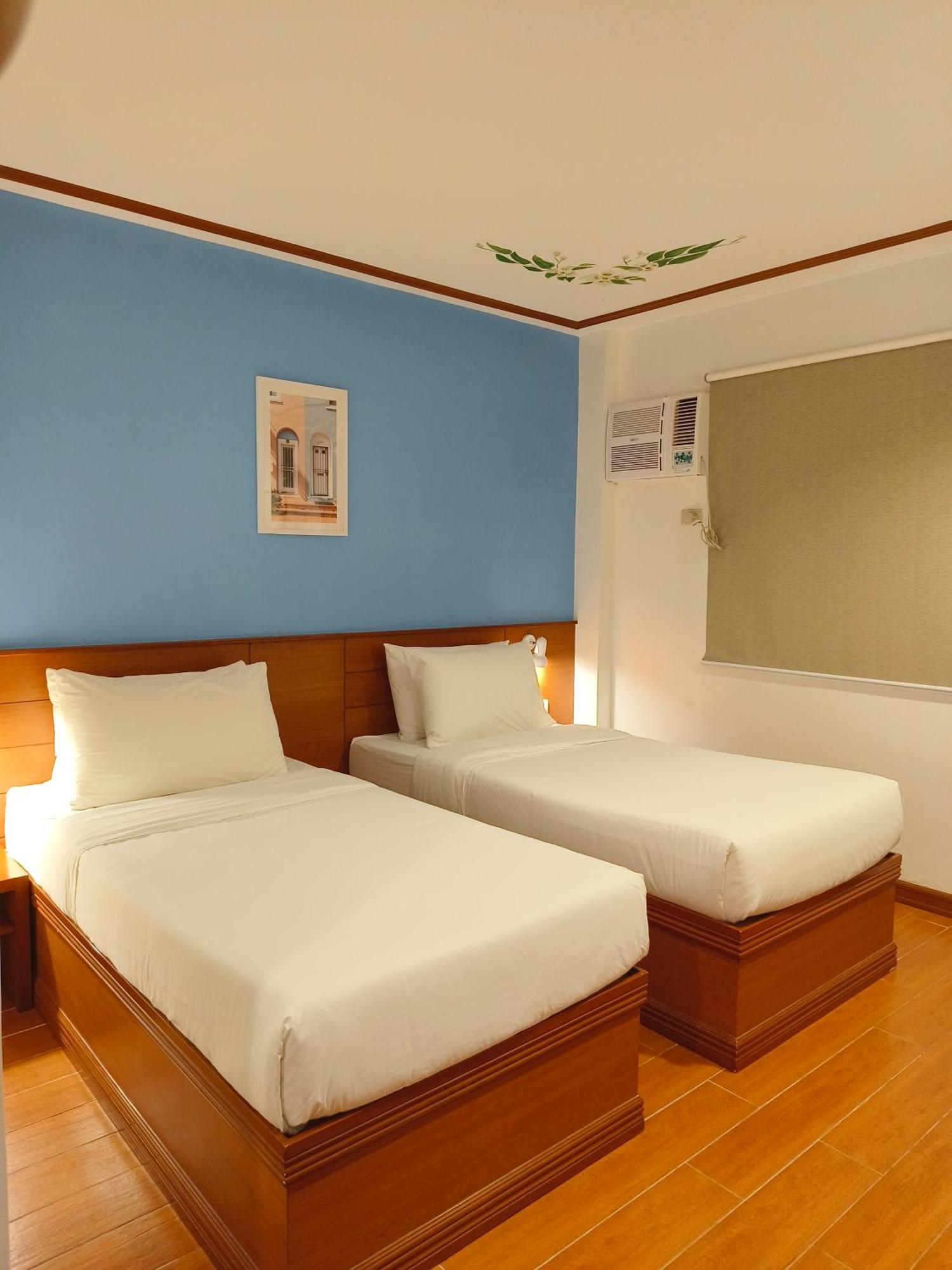 Lavie Hotel Vigan Extérieur photo